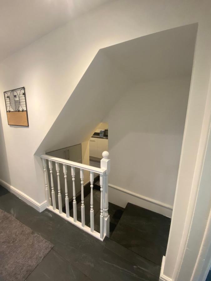 Lovely 1-Bedroom Apartment With Garden And Parking Stone  Luaran gambar